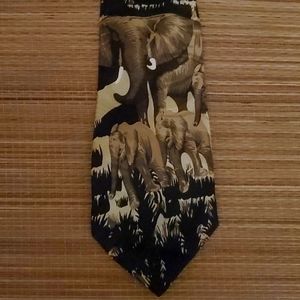 Mother Africa tie